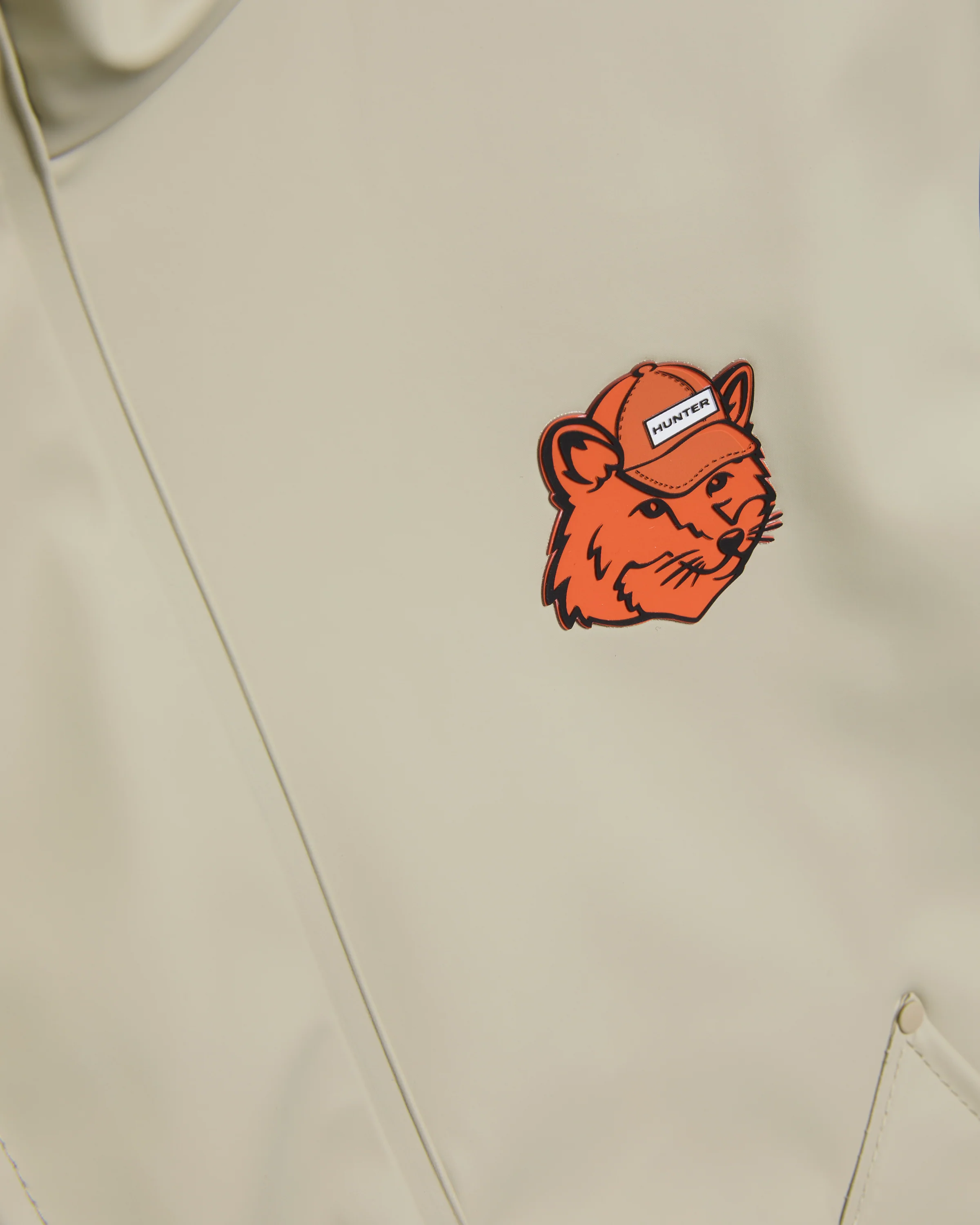 Maison Kitsune X Hunter Kids Rain Jacket Stone Beige - Image 4